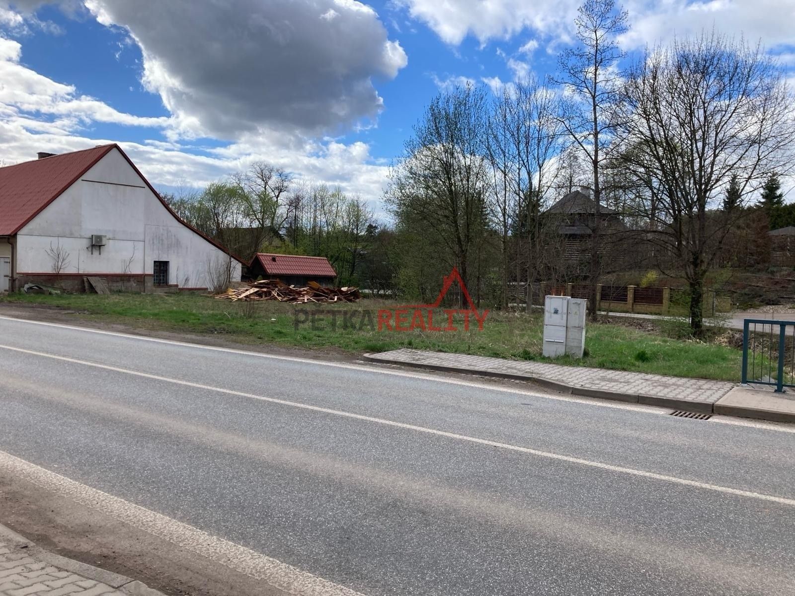 Prodej pozemek pro bydlení - Krkonošská, Nová Paka, 692 m²