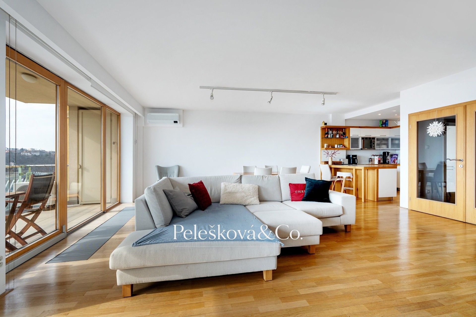 3+kk, Švédská, Praha, 128 m² - 1