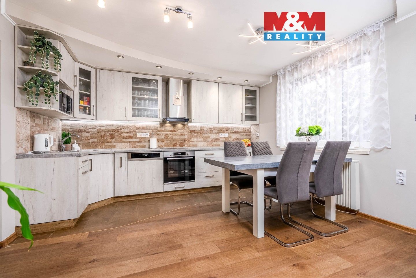 Rodinné domy, 5. května, Kostomlátky, 128 m²