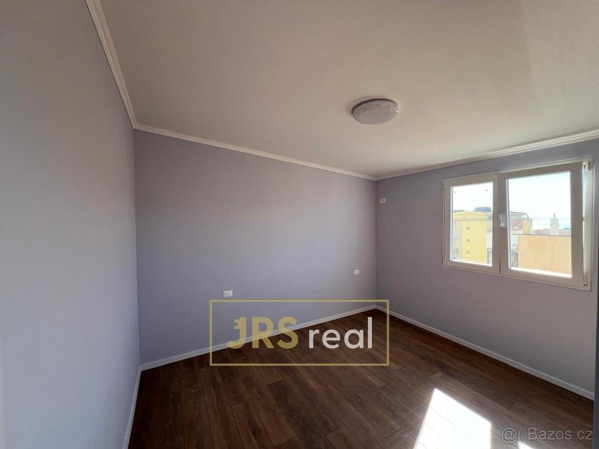 Prodej byt - 987 66, Zahraničí