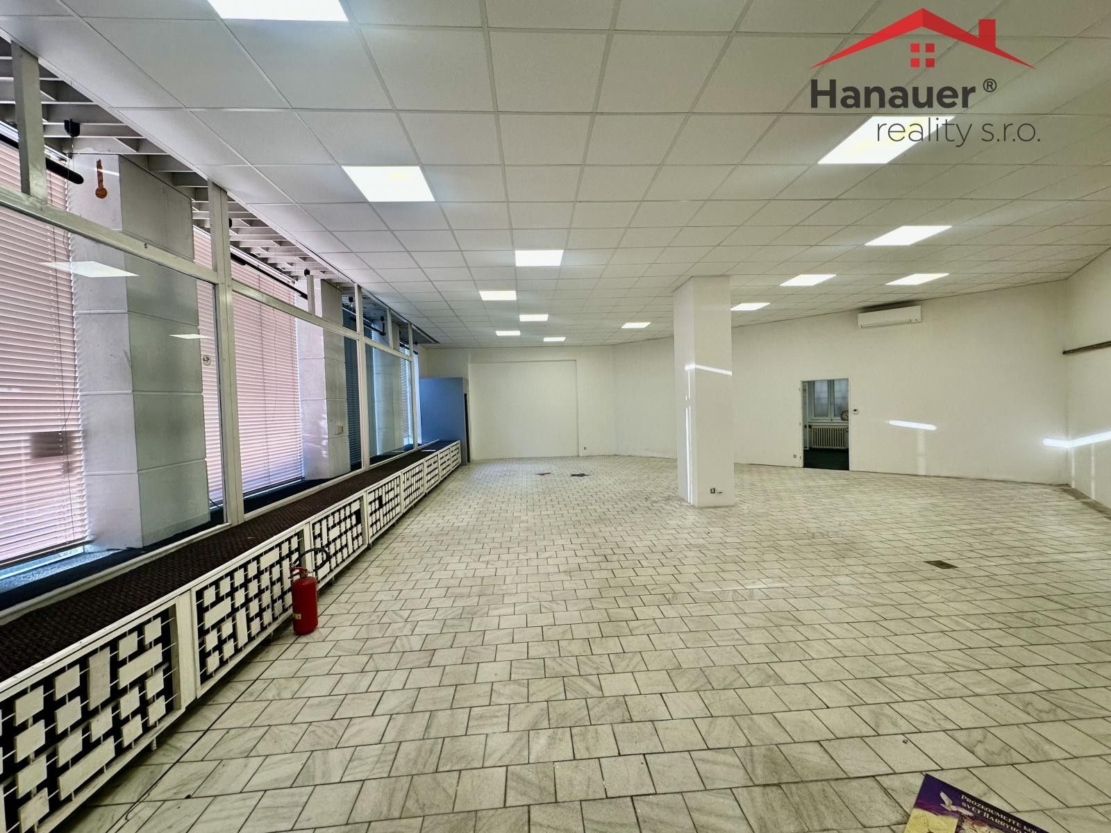 Pronájem obchodní prostory - Tržní, Děčín, 197 m²