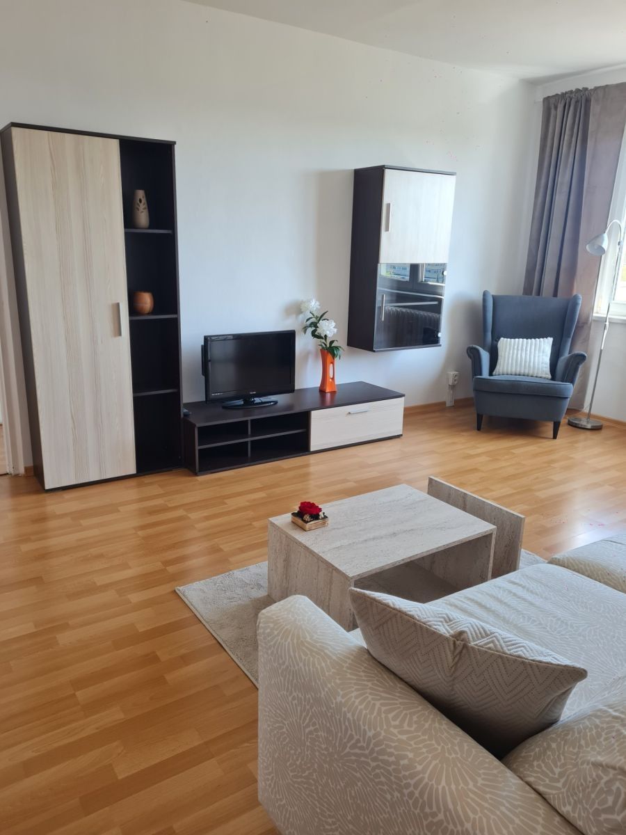 2+1, Komárnická, Ružinov - Štrkovec, Bratislavský kraj, 60 m² - 1