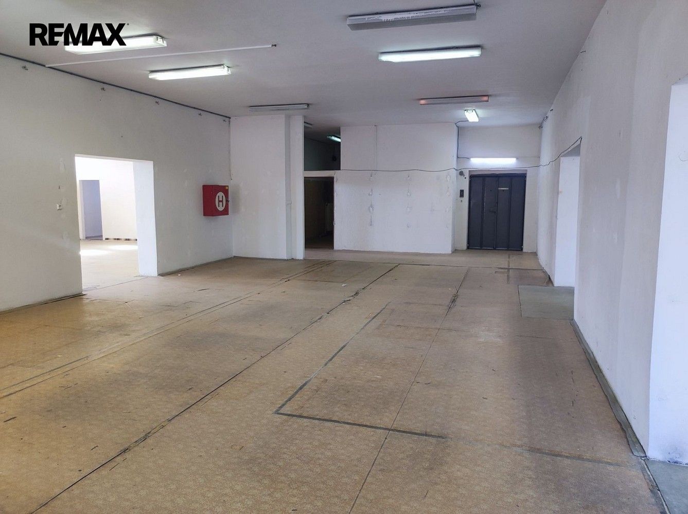 Pronájem obchodní prostory - Slatiňany, okres Chrudim, Pardubický kraj, 556 m² - 5