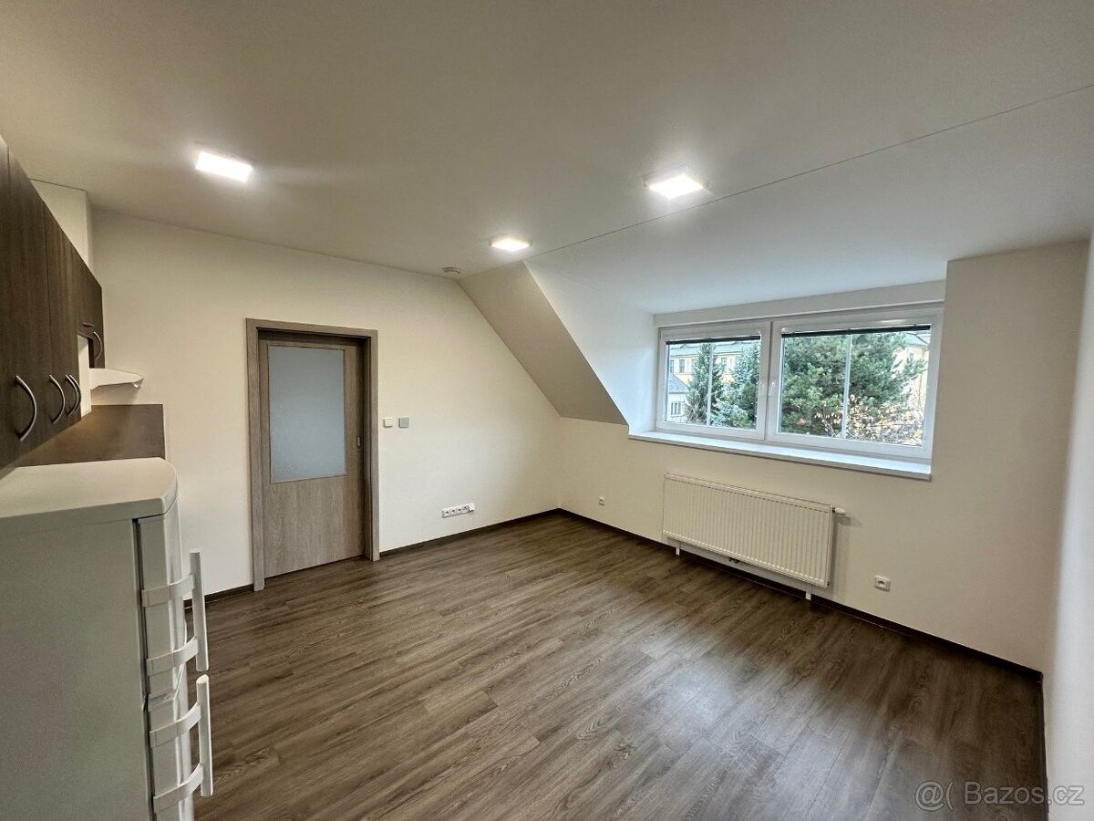 Pronájem byt - Česká Třebová, 560 02