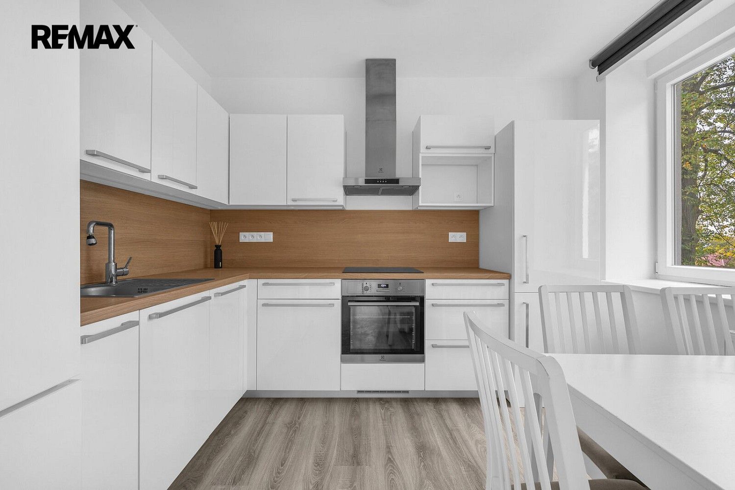 Pronájem byt 2+1 - Zátopkova, Milovice - Mladá, okres Nymburk, 58 m² - 5