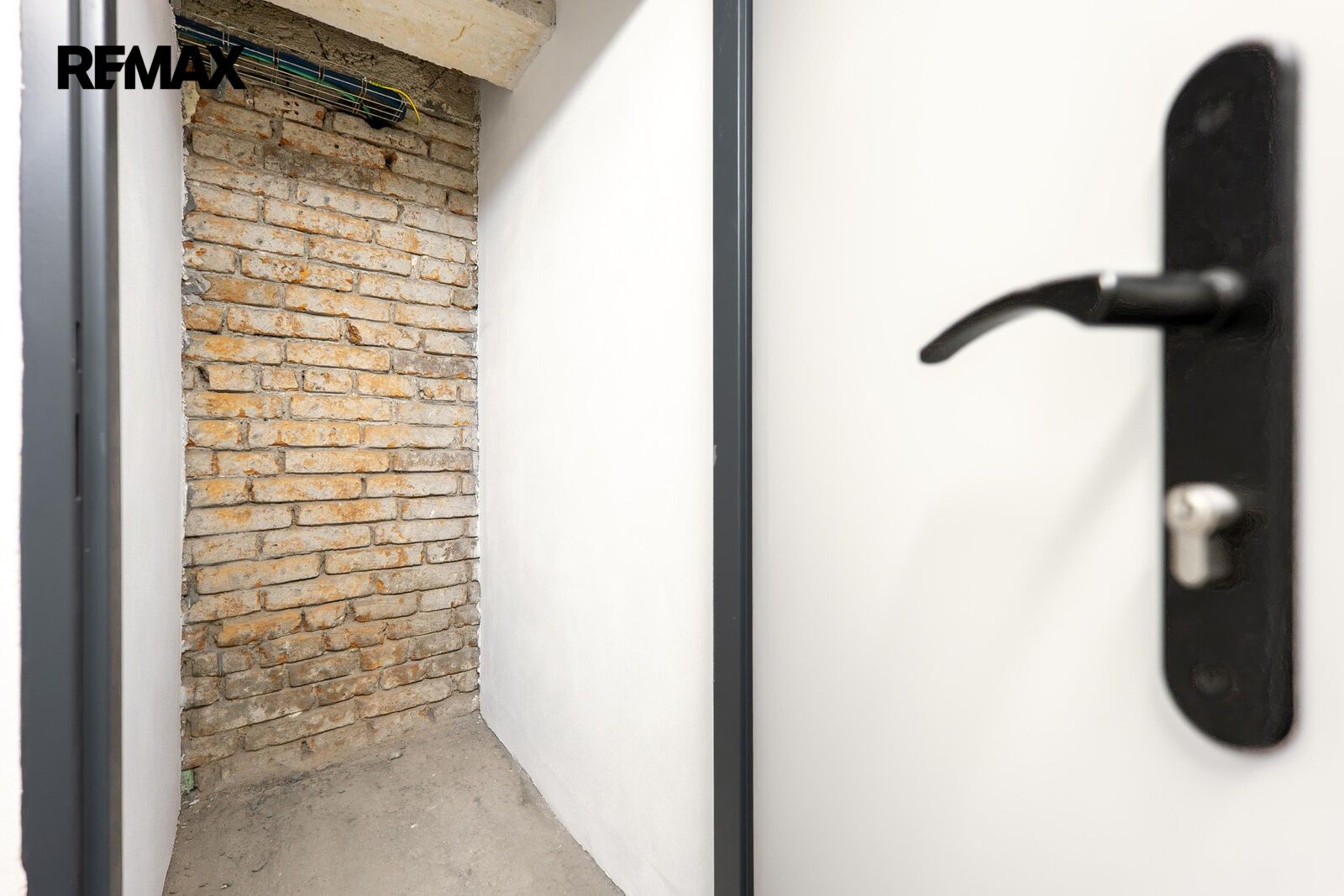 Sklady, Ortenovo náměstí 1488, Praha Holešovice, 2 m² - 2