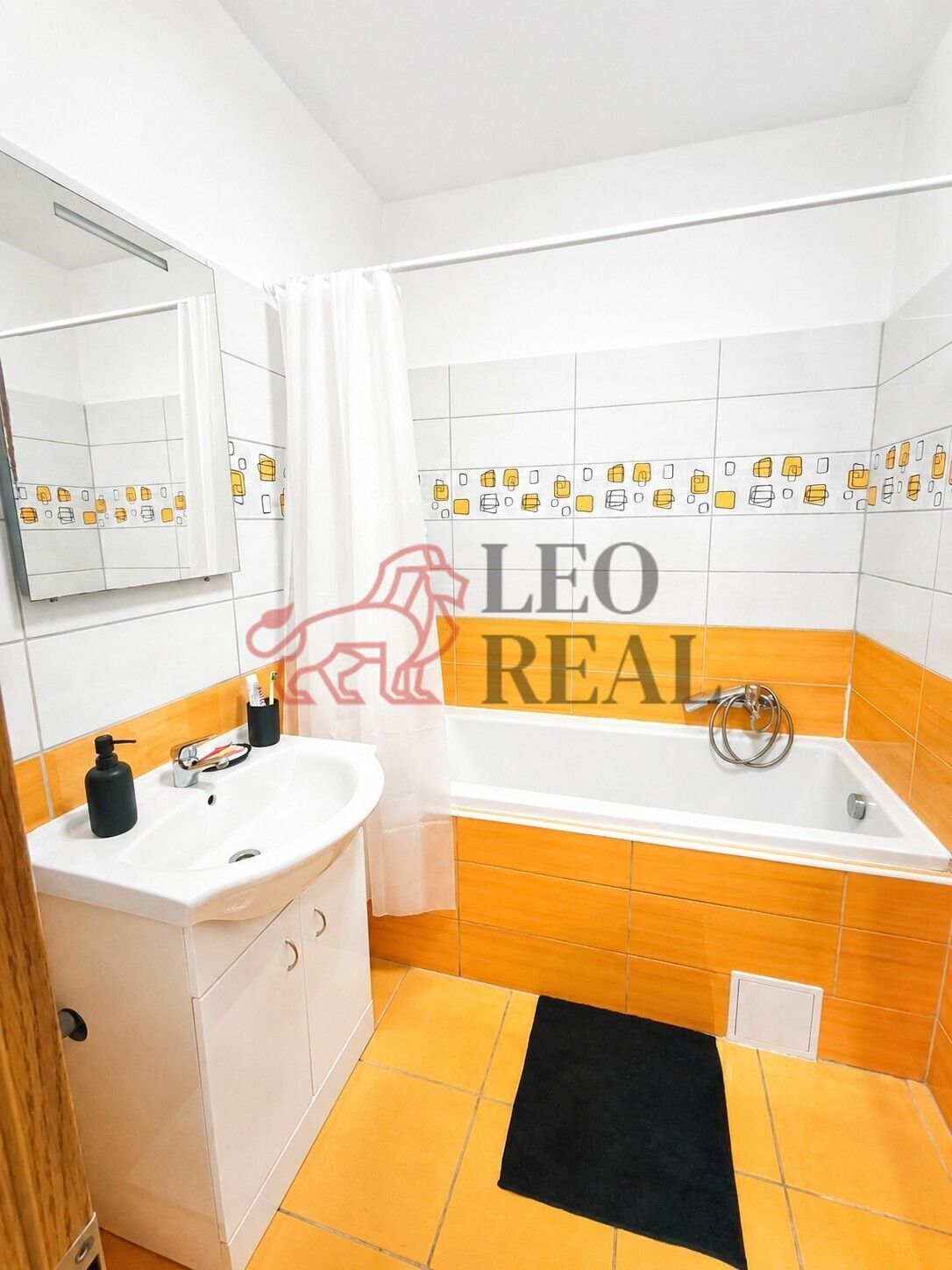 Byt 2+kk · 63 m² · náměstí 13. prosince, Oslavany - 4