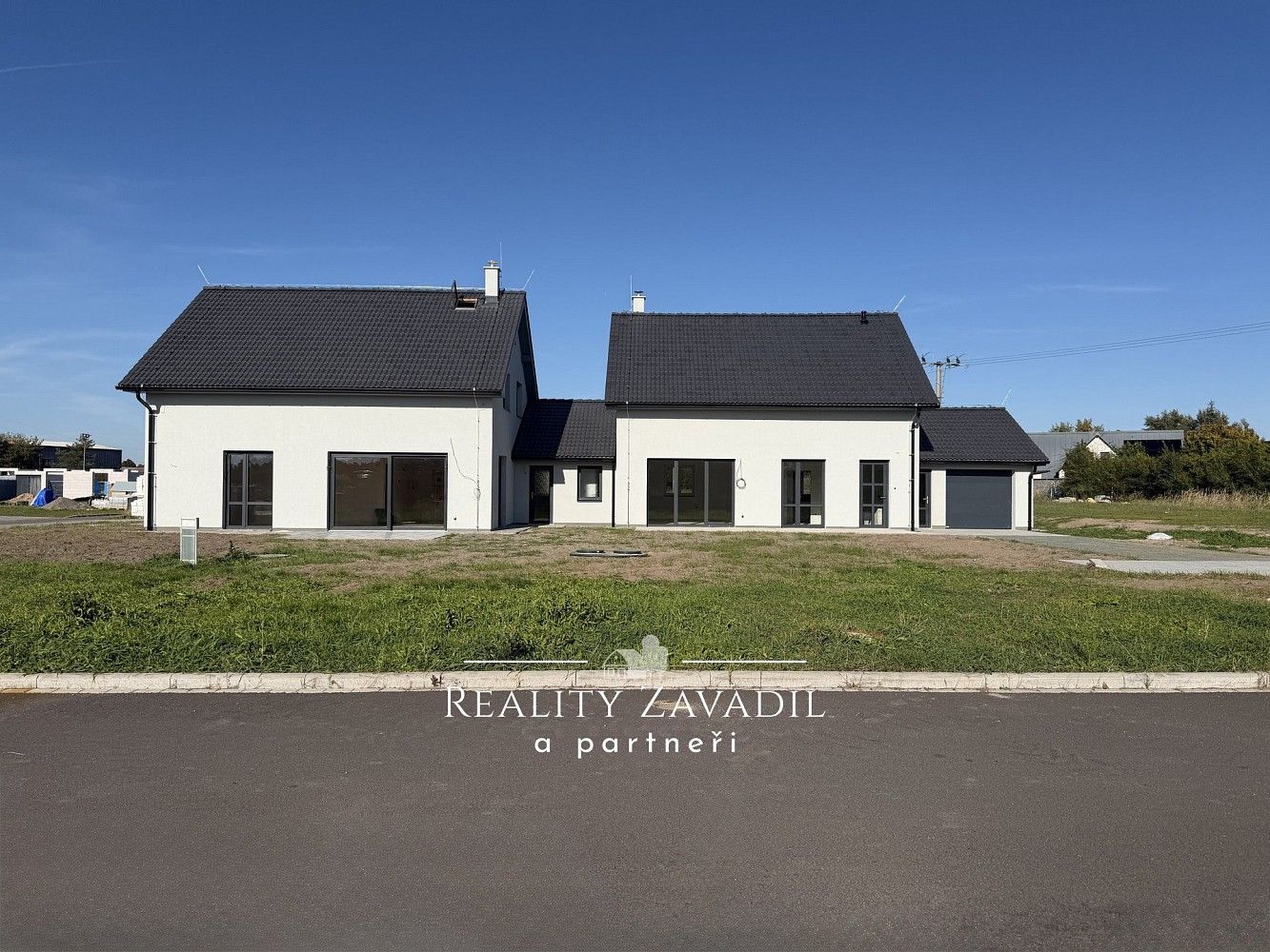 Rodinné domy, Živanice, okres Pardubice, 127 m² - 1
