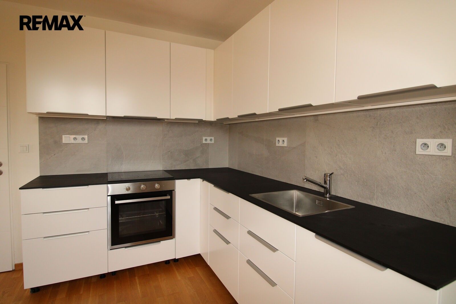 Pronájem byt 4+kk - Lidická 347, Jeneč, 96 m² - 1