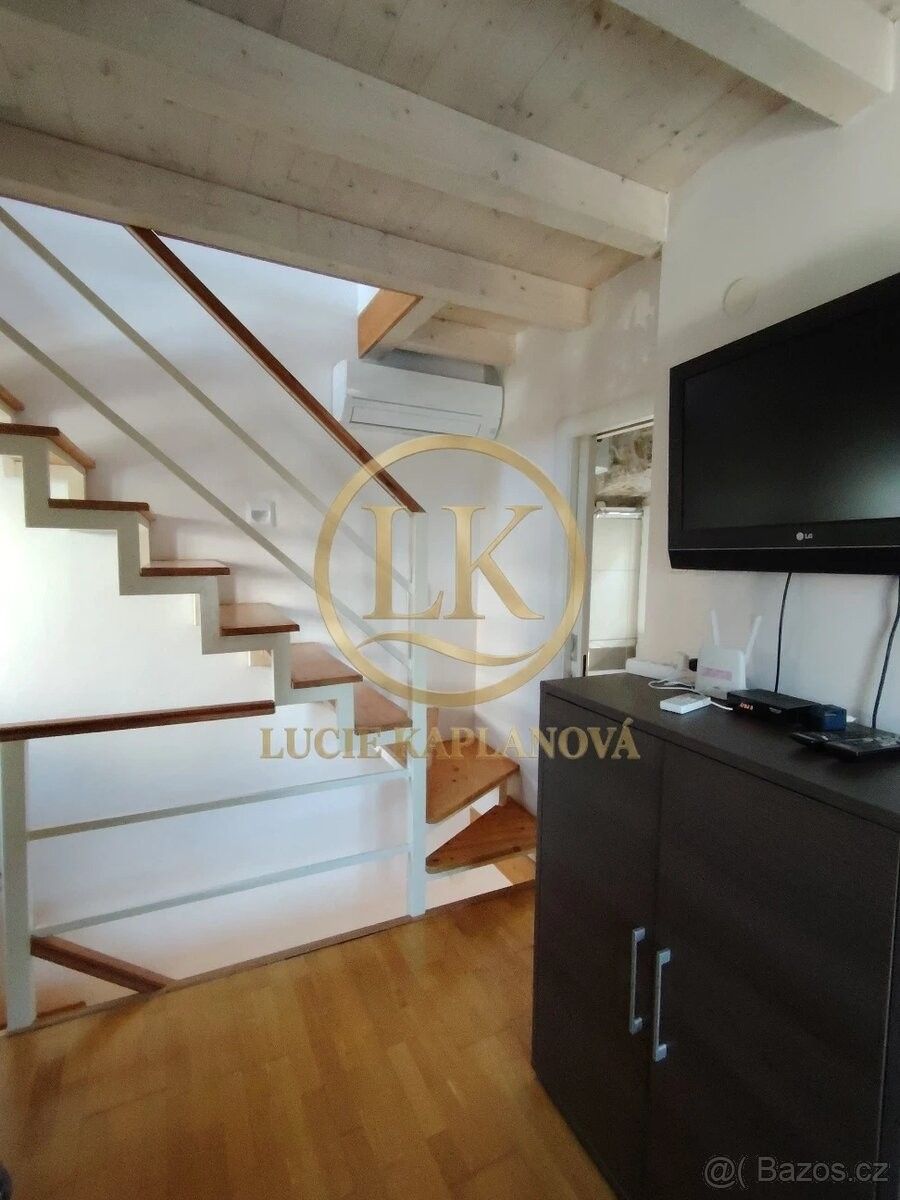 Prodej rodinný dům - 987 66, Zahraničí - 5