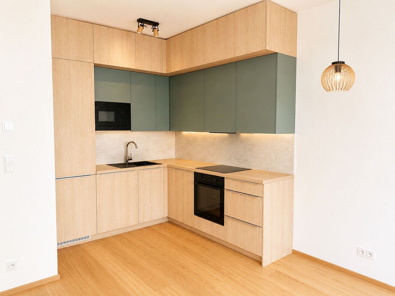 2+kk, Praha - Hrdlořezy, okres Praha 9, Hlavní město Praha, 57 m² - 2