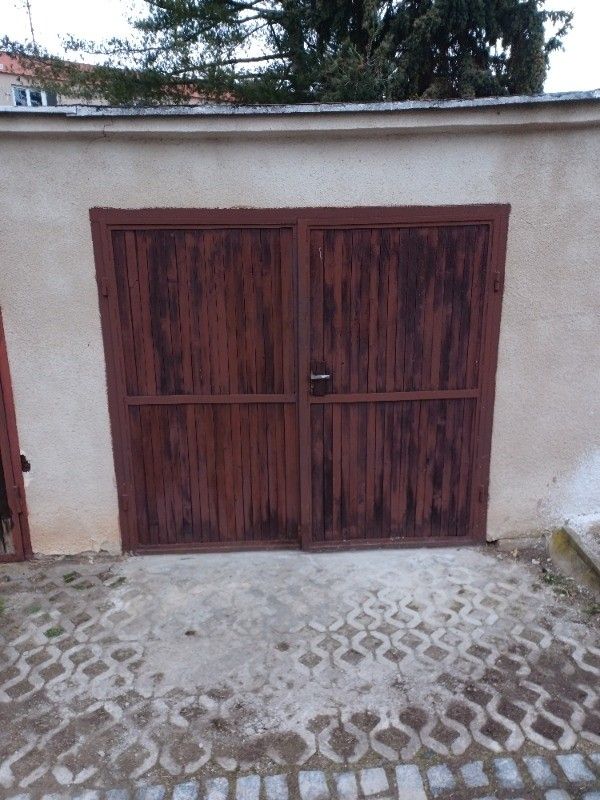 Garáže, Chrudim, 537 01