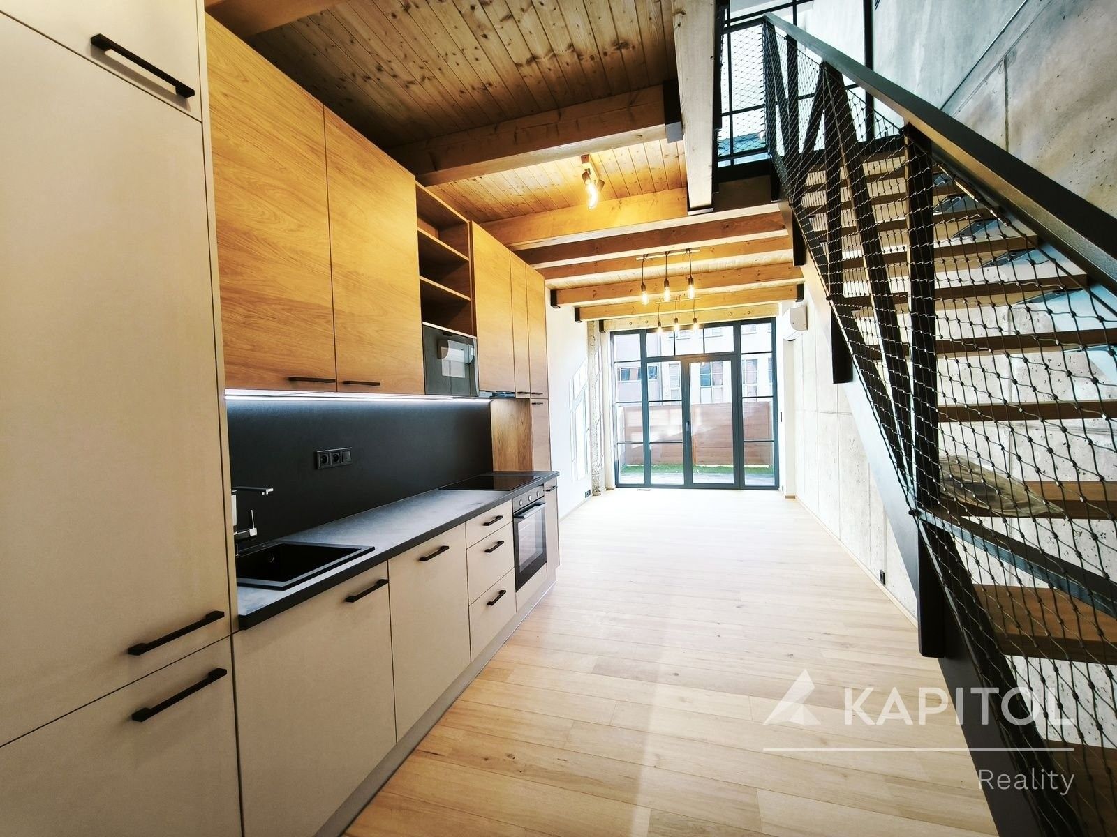 Pronájem byt 3+kk - Kolbenova, Praha, 76 m²