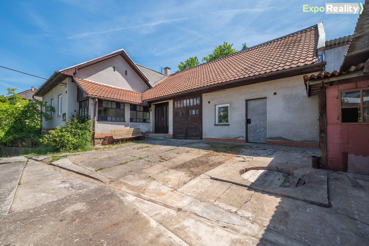 Prodej rodinný dům - K Fojtství, Zlín, 380 m²