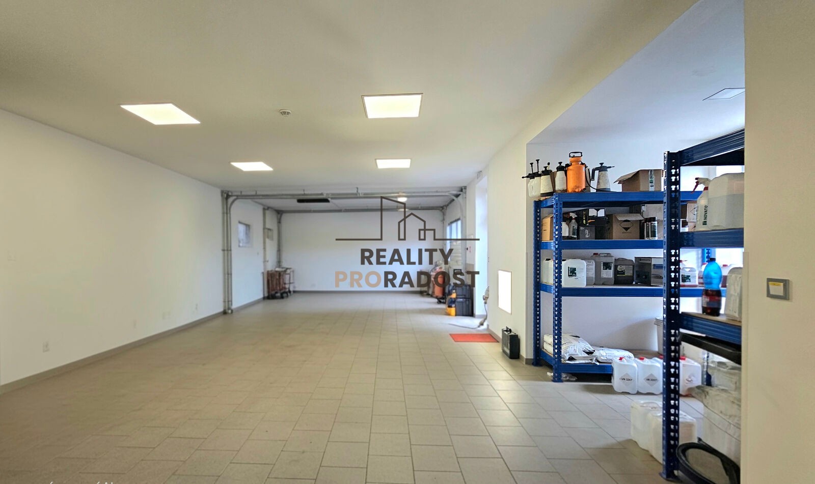 Obchodní prostory · 130 m² · Kolískova 3842, Hodonín - 4