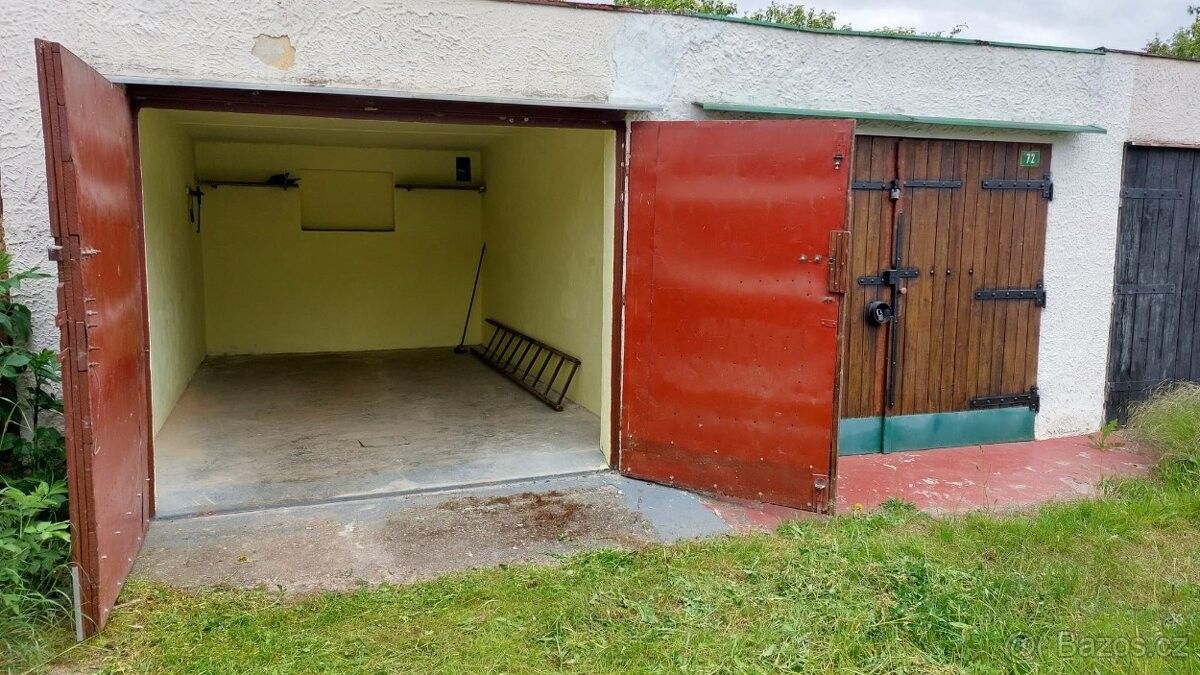 Garáže, Praha, 197 00