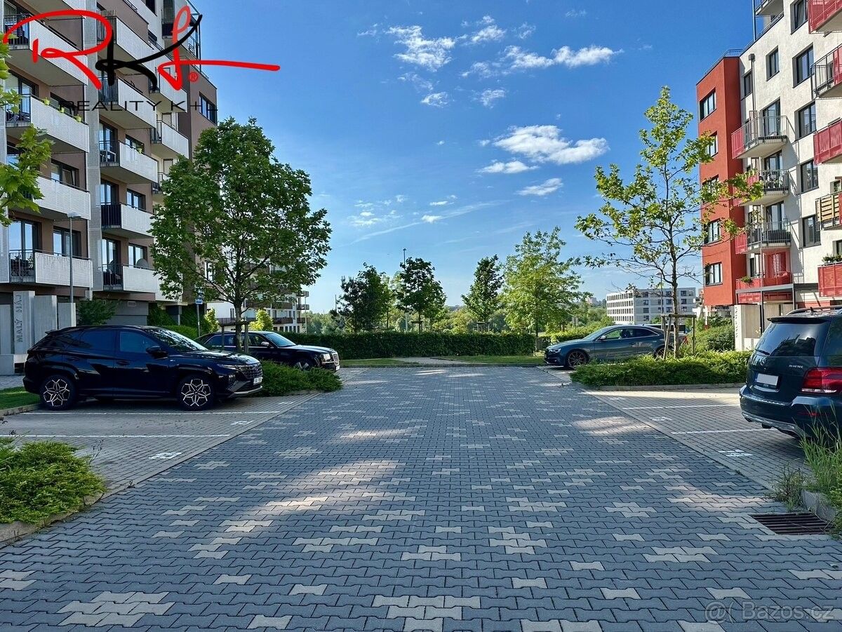 Prodej garáž - 111 01, Praha 10