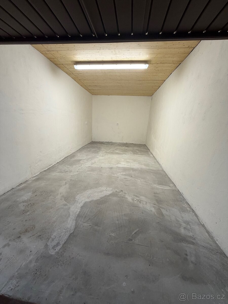 Garáž · 19 m² · Úpice, 542 32 - 3