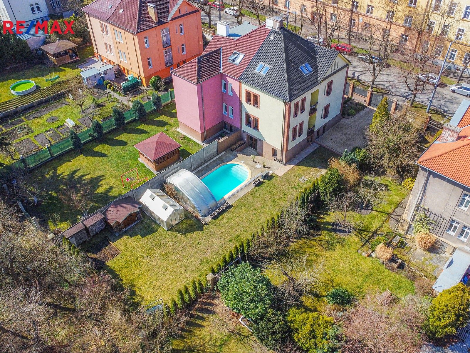 Rodinné domy, Plzenecká, Plzeň, 245 m²