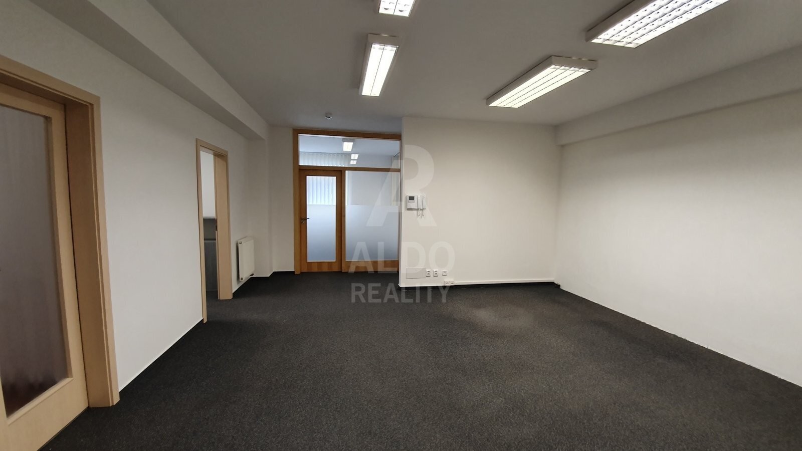 Kancelář · 89 m² · Husova tř. 1436, České Budějovice 2 - 3