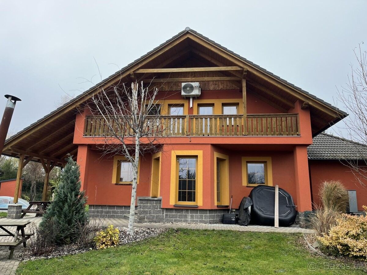 Rodinné domy, Dvůr Králové nad Labem, 544 01