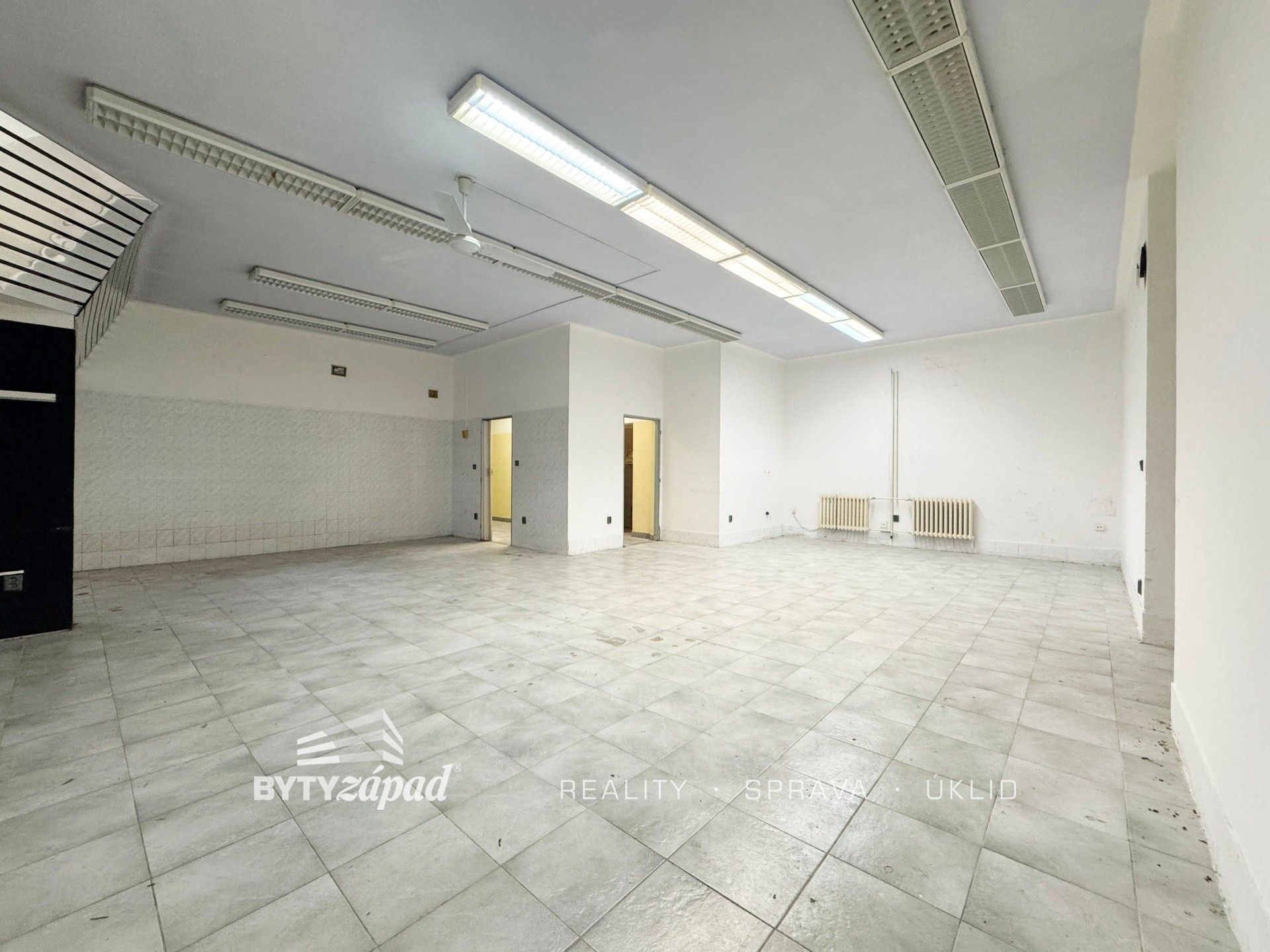 Pronájem kancelář - Sadová 636, Domažlice Týnské Předměstí, 115 m² - 5