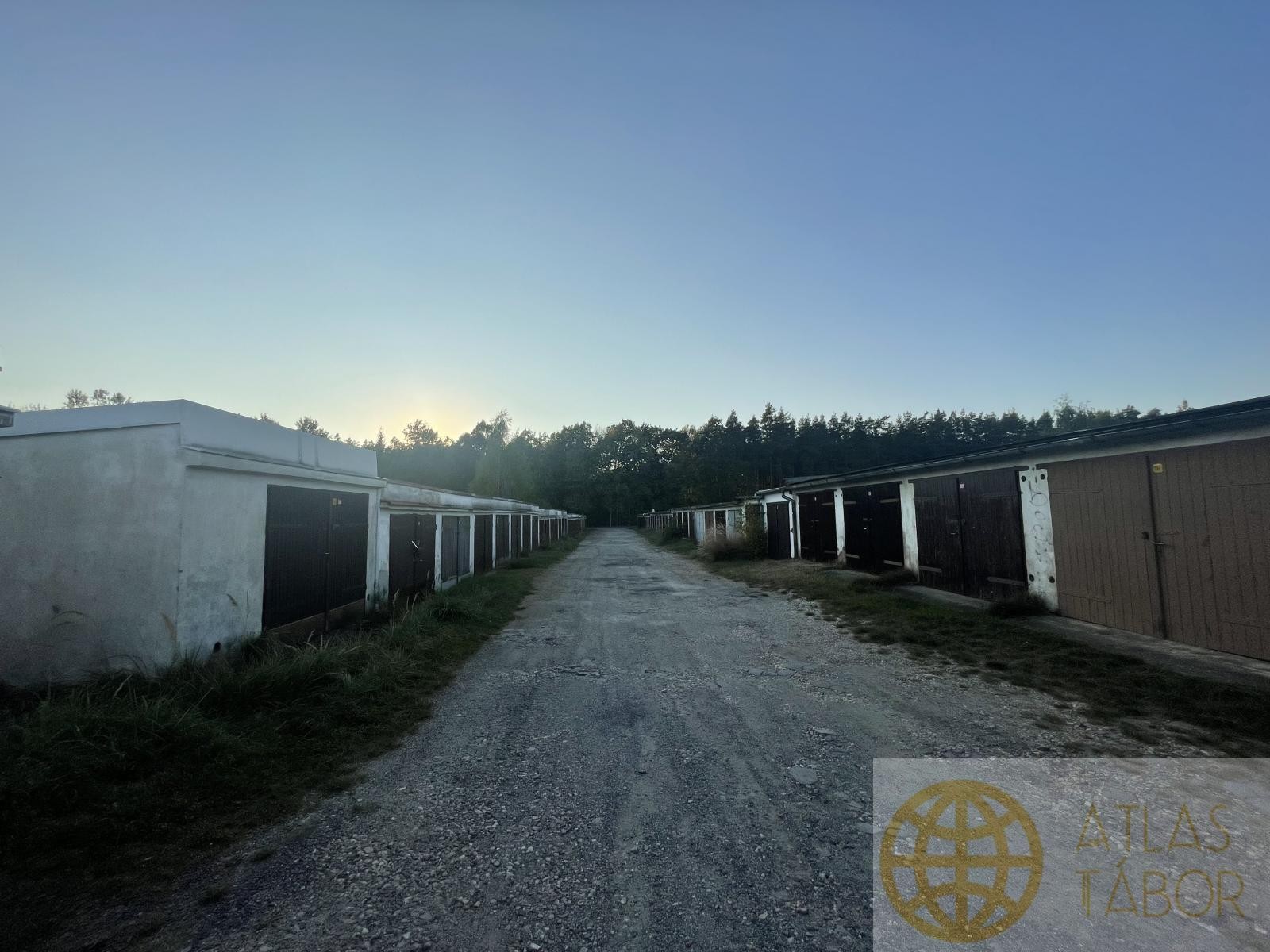 Garáž · 18 m² · Sezimovo Ústí - 3