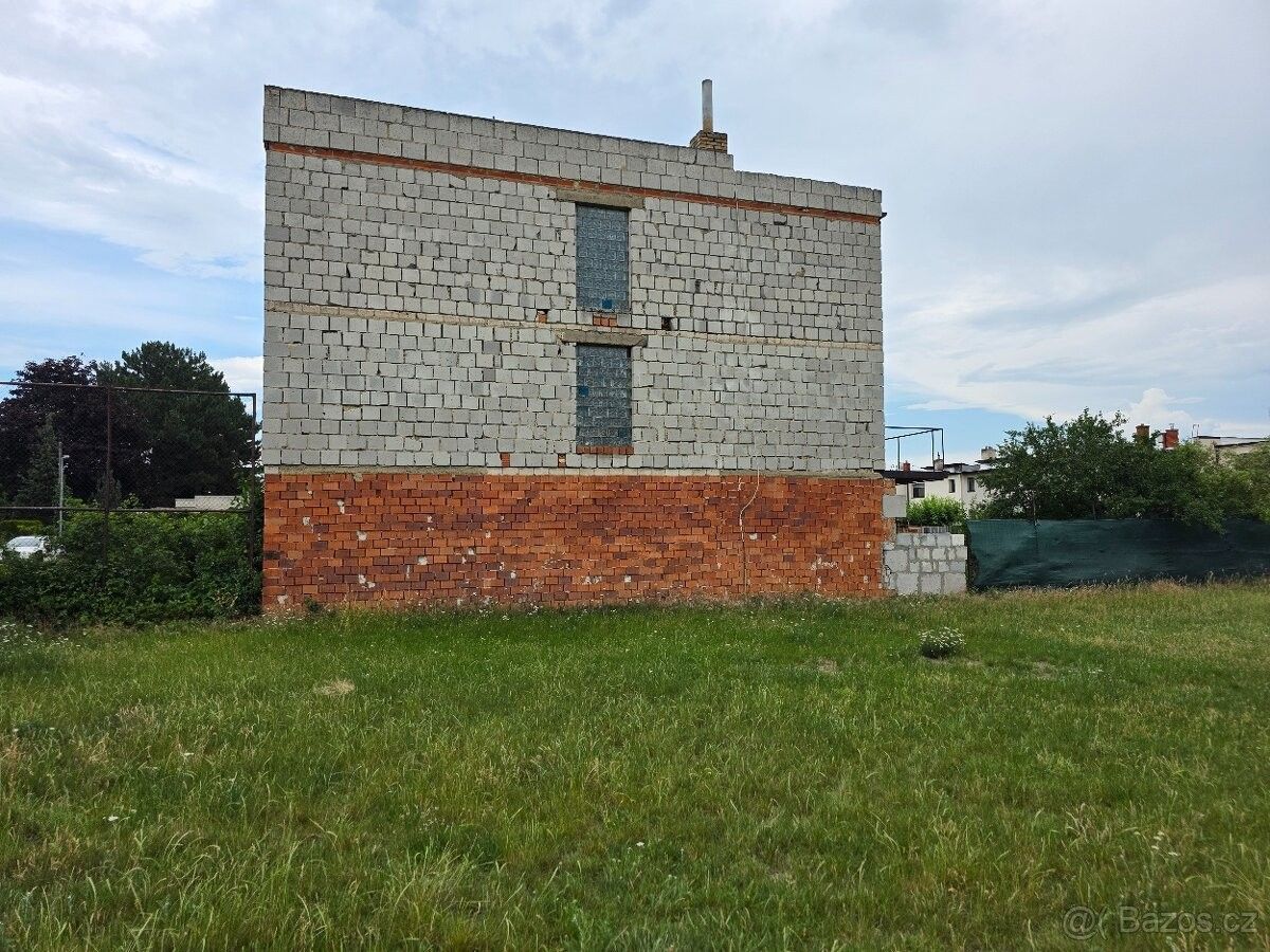 Rodinné domy, Mělník, 276 01 - 2