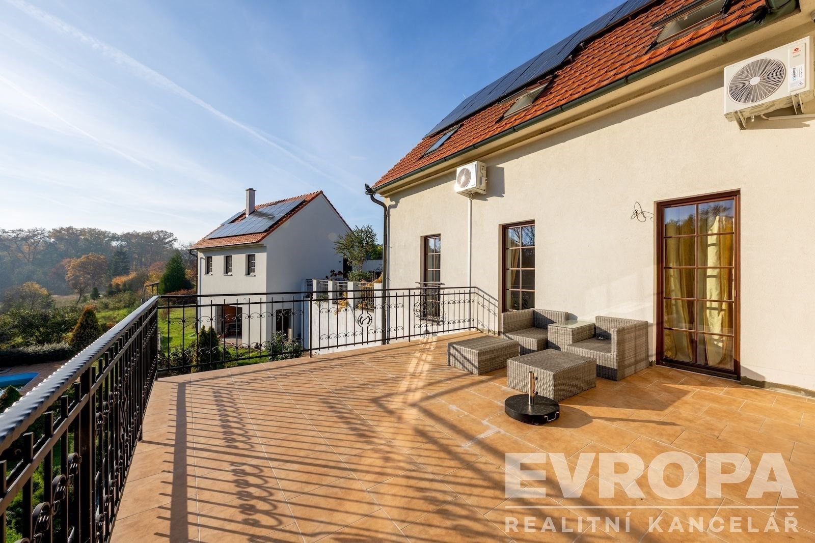 Rodinný dům · 350 m² · Košátky - 2
