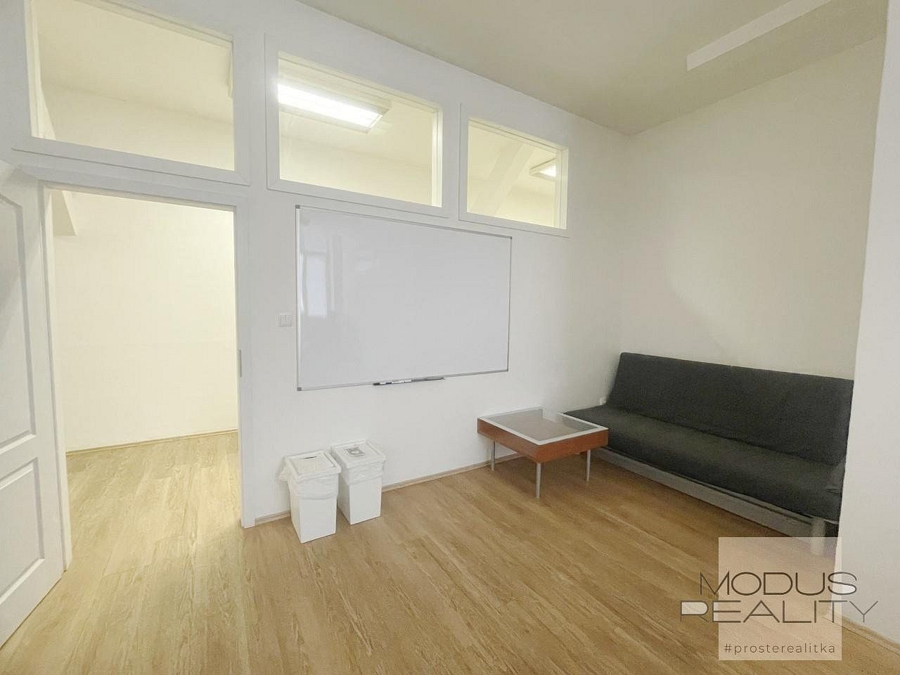 Pronájem kancelář - Praha - Karlín, okres Praha 8, Hlavní město Praha, 180 m² - 5