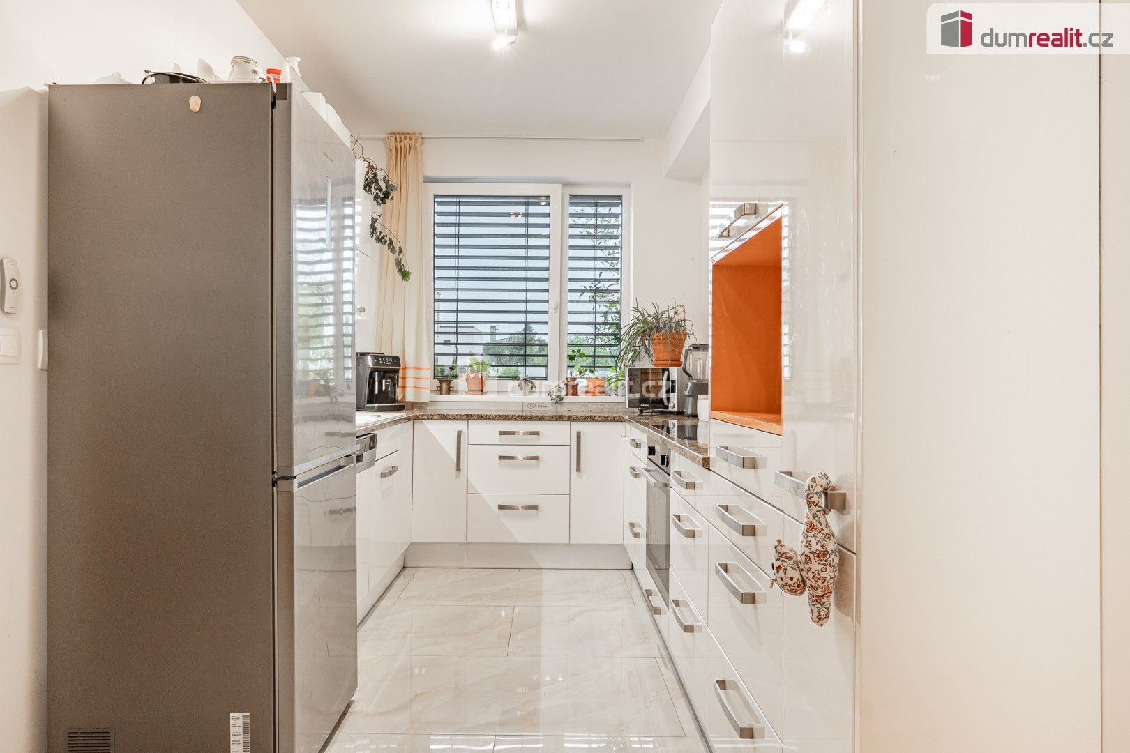 Prodej rodinný dům - Pod Humny, Odolena Voda, 111 m²