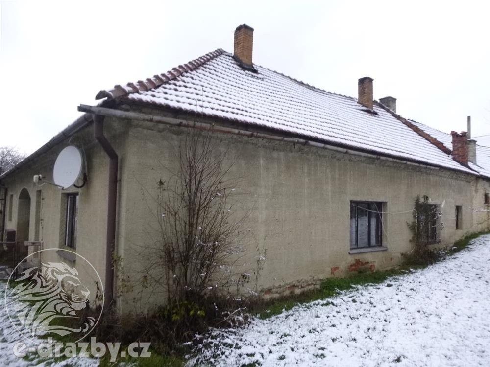 Prodej rodinný dům - Rudná, 1 267 m²