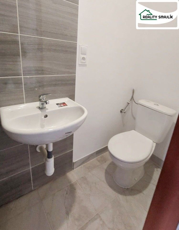 Pronájem byt 1+kk - Evropská 1104, Cheb, 20 m² - 5