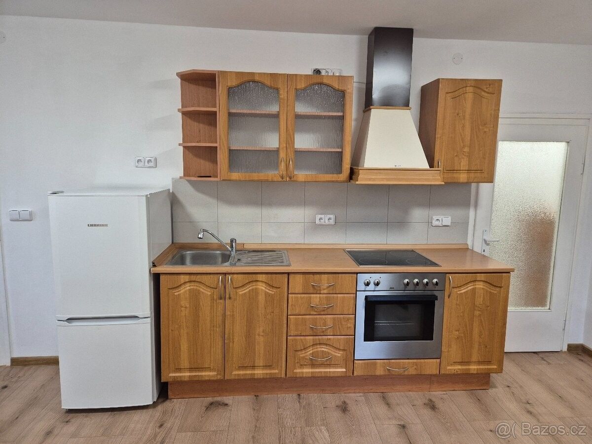 Pronájem byt - Kostelec nad Orlicí, 517 41