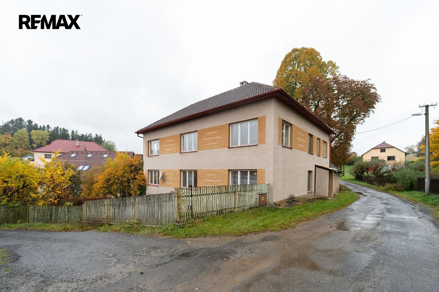 Rodinné domy, Rovečné - Malé Tresné, okres Žďár nad Sázavou, 200 m² - 1