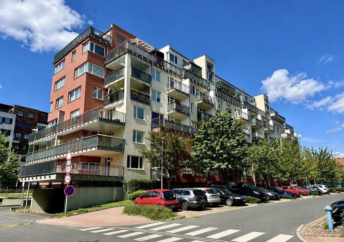 2+kk, Zakšínská, Praha, 55 m² - 1
