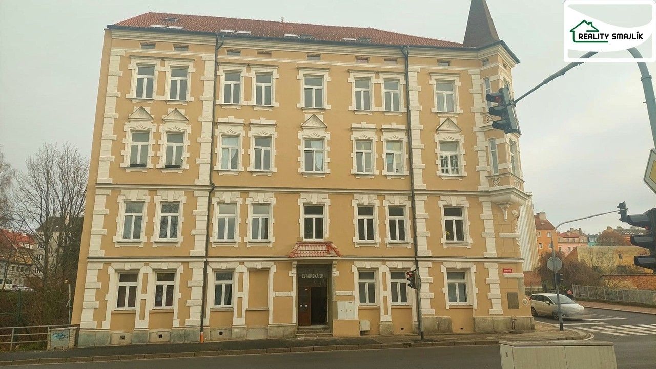 Pronájem byt 1+1 - Evropská 1104, Cheb, 46 m²