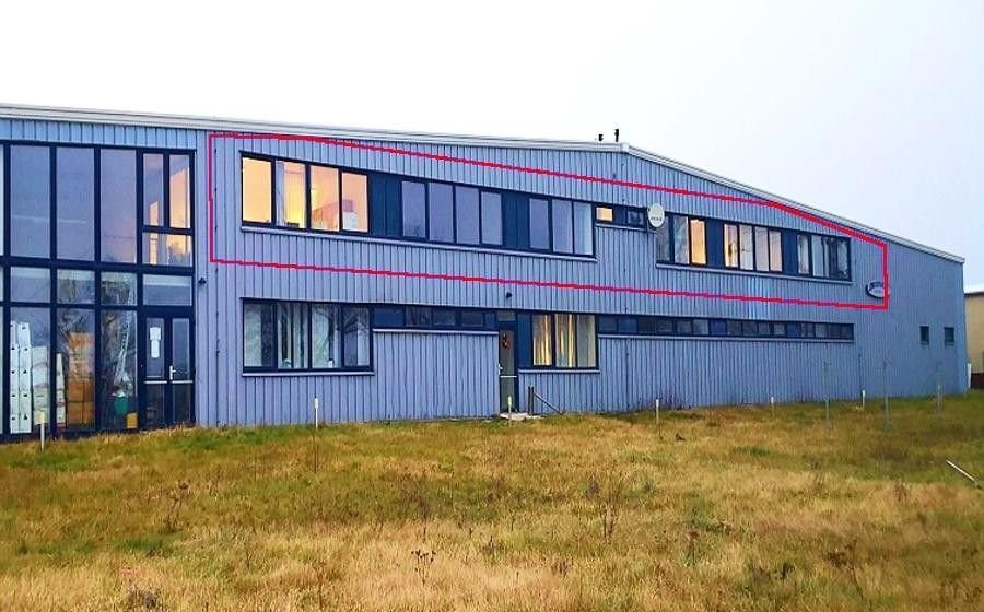 Kanceláře, Kozomín, 195 m²