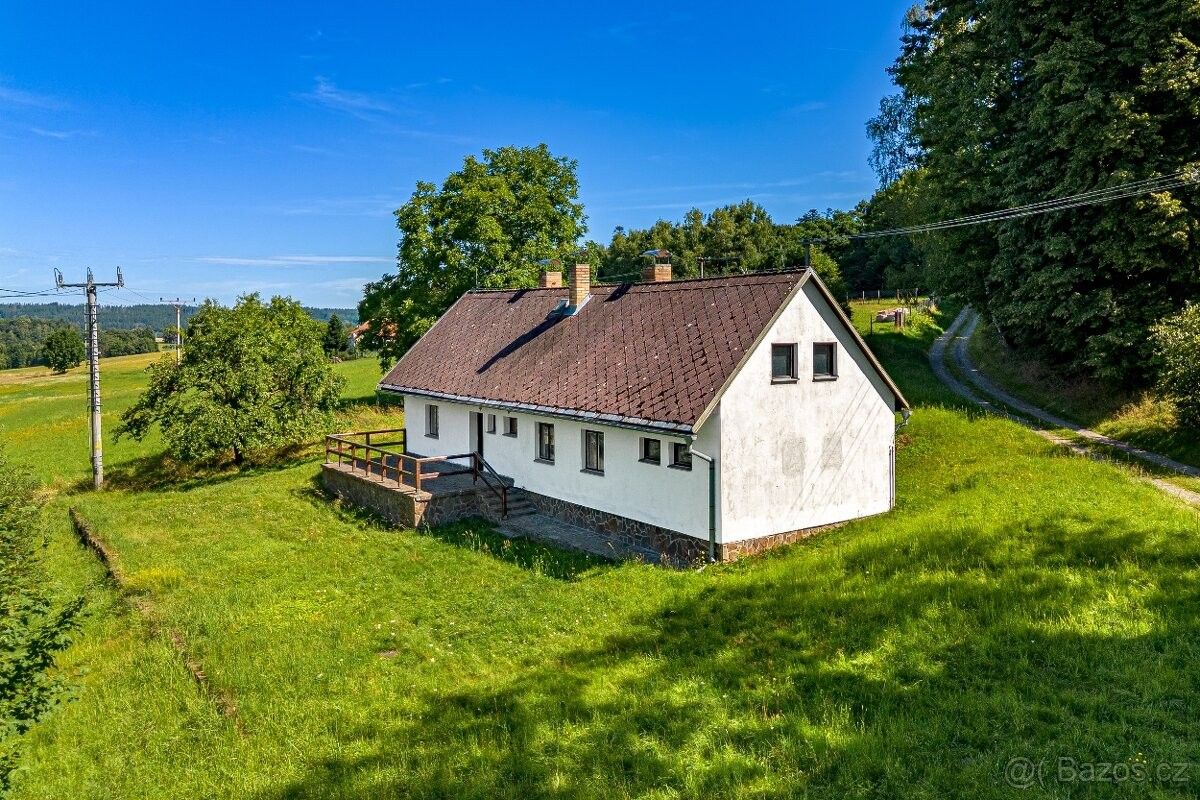 Rodinné domy, Arneštovice, 395 01