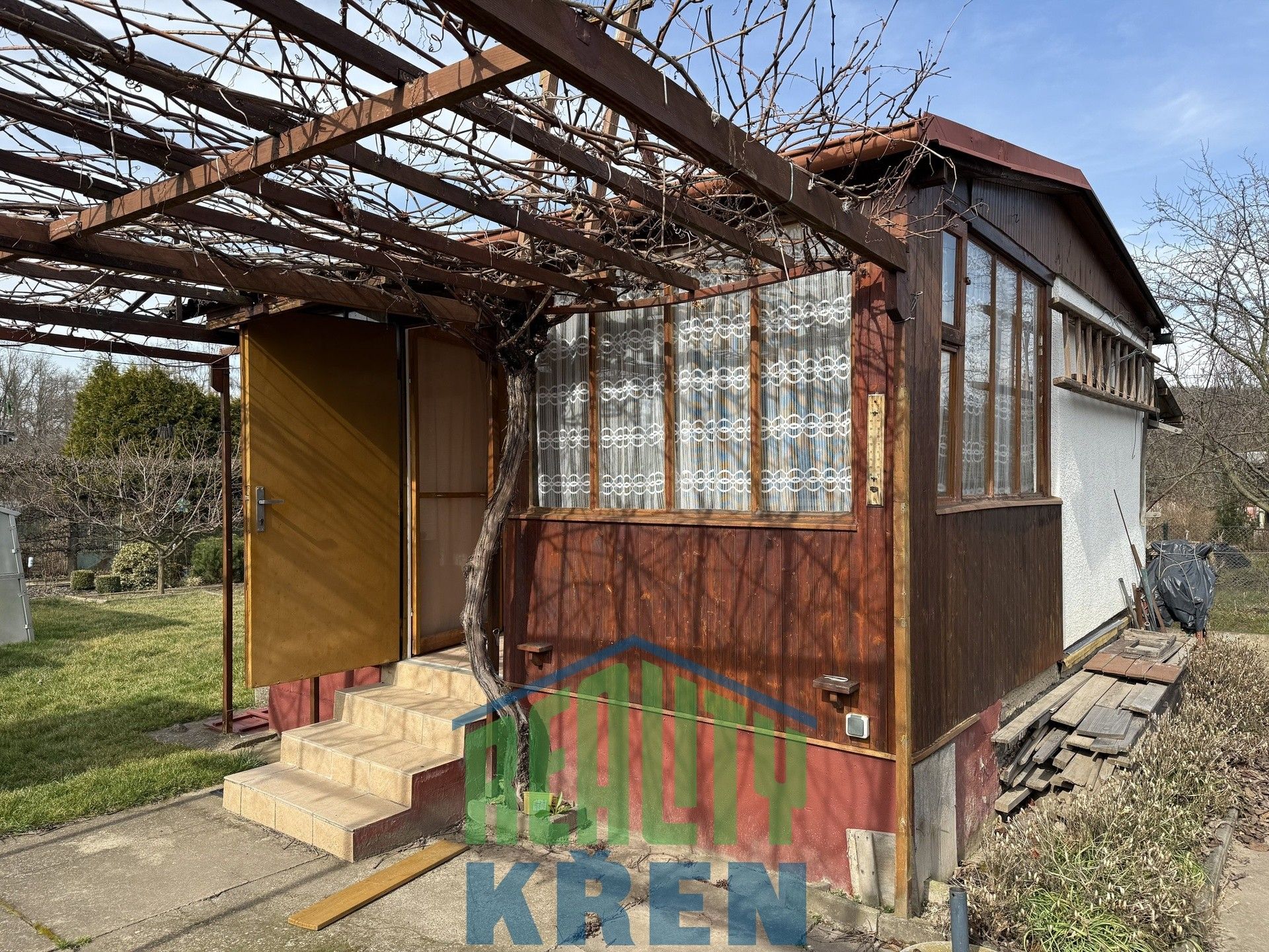 Pronájem chata - Na Pučálce, Praha, 28 m²