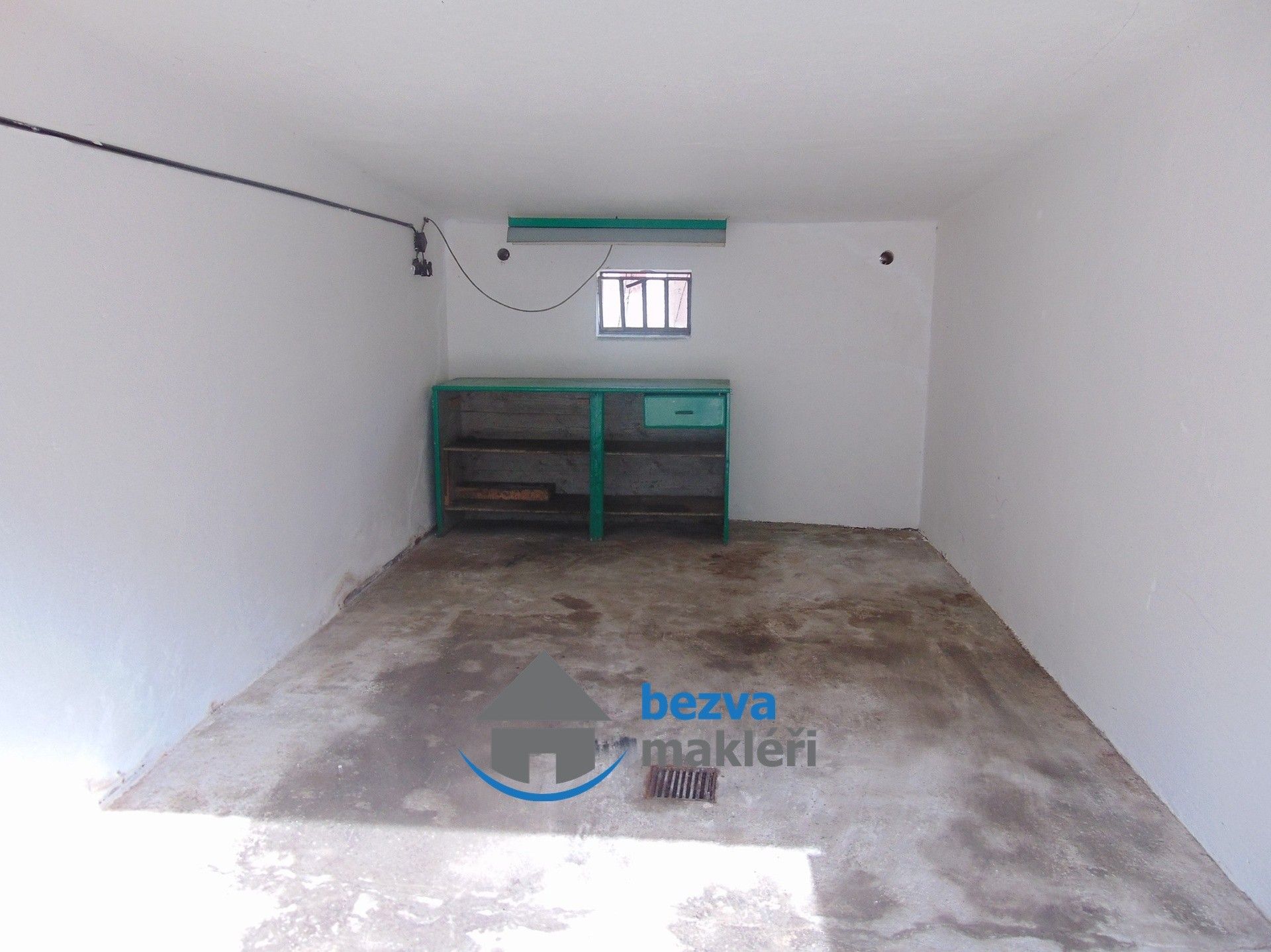 Garáže, Hlinsko, 19 m² - 1