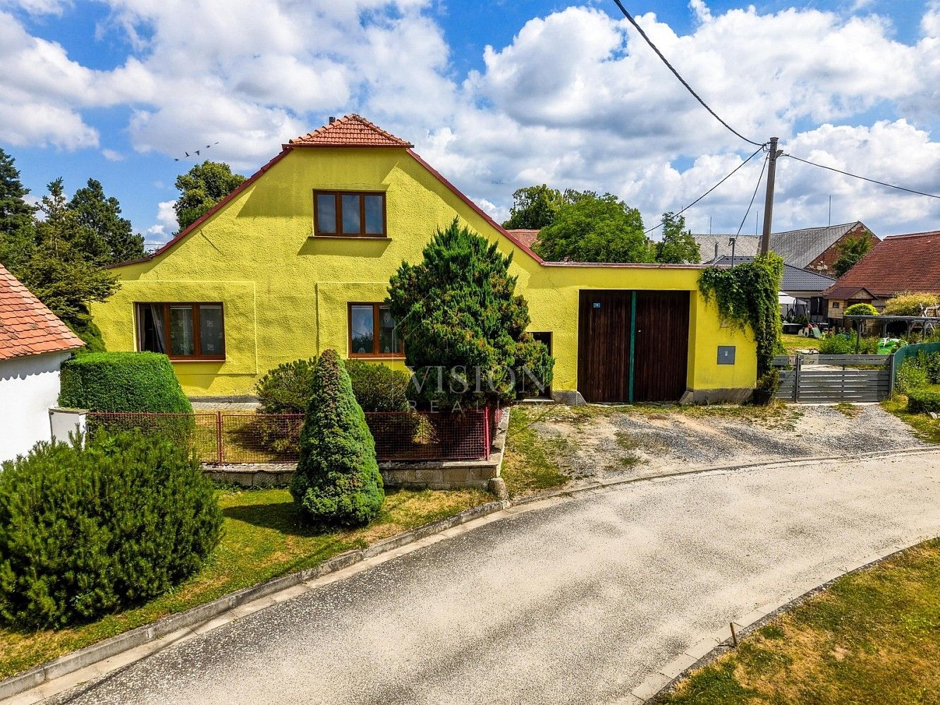 Rodinné domy, Pálovice, okres Třebíč, 198 m² - 1