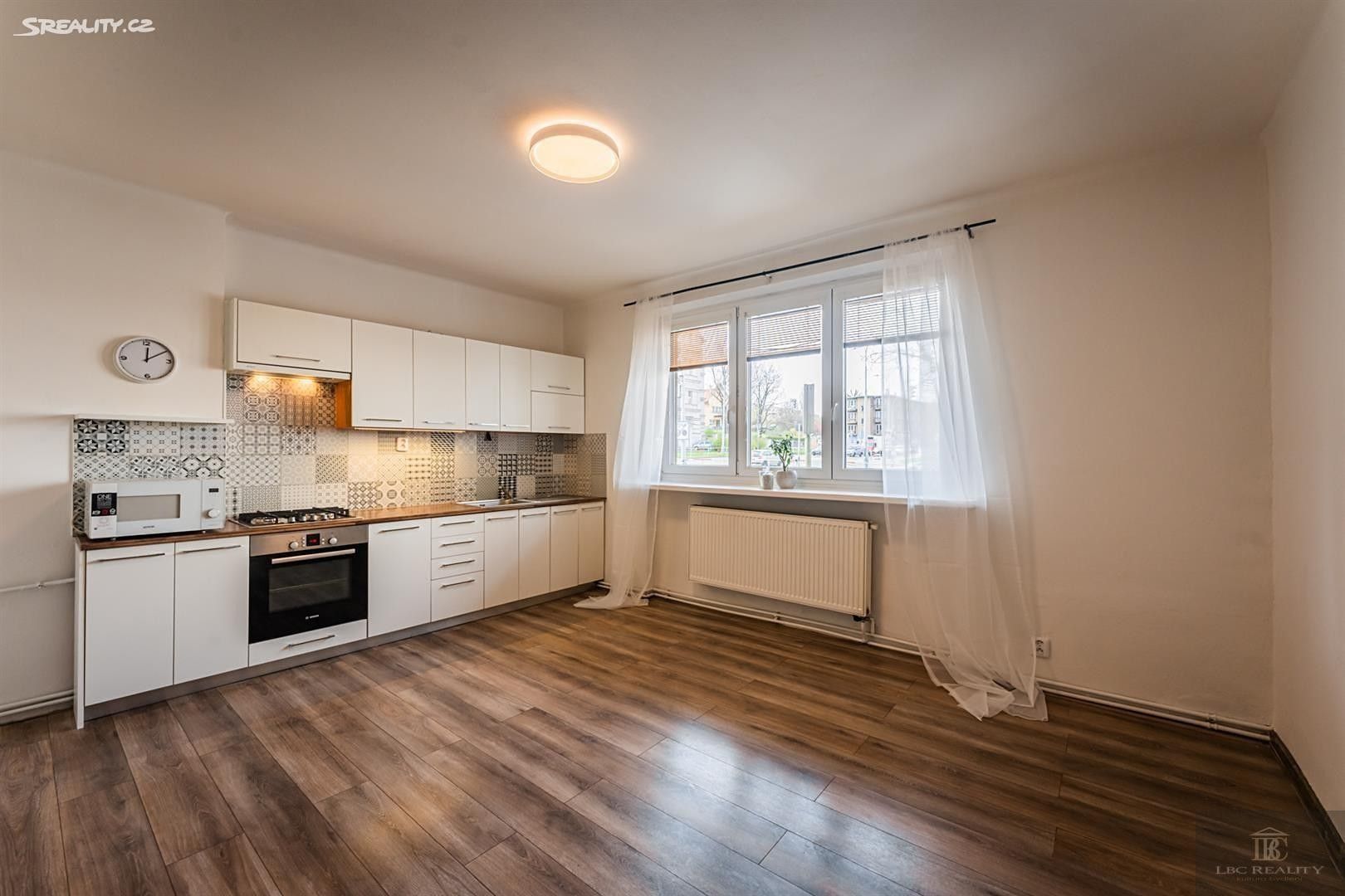 Prodej byt 2+kk - Novovysočanská , Praha, 55 m² - 2