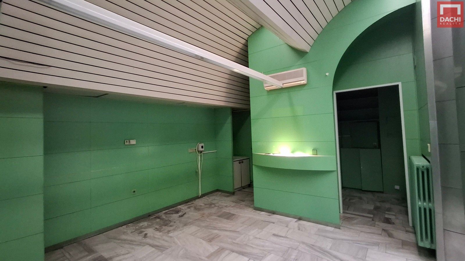 Pronájem obchodní prostory - Horní náměstí, Olomouc, 18 m²