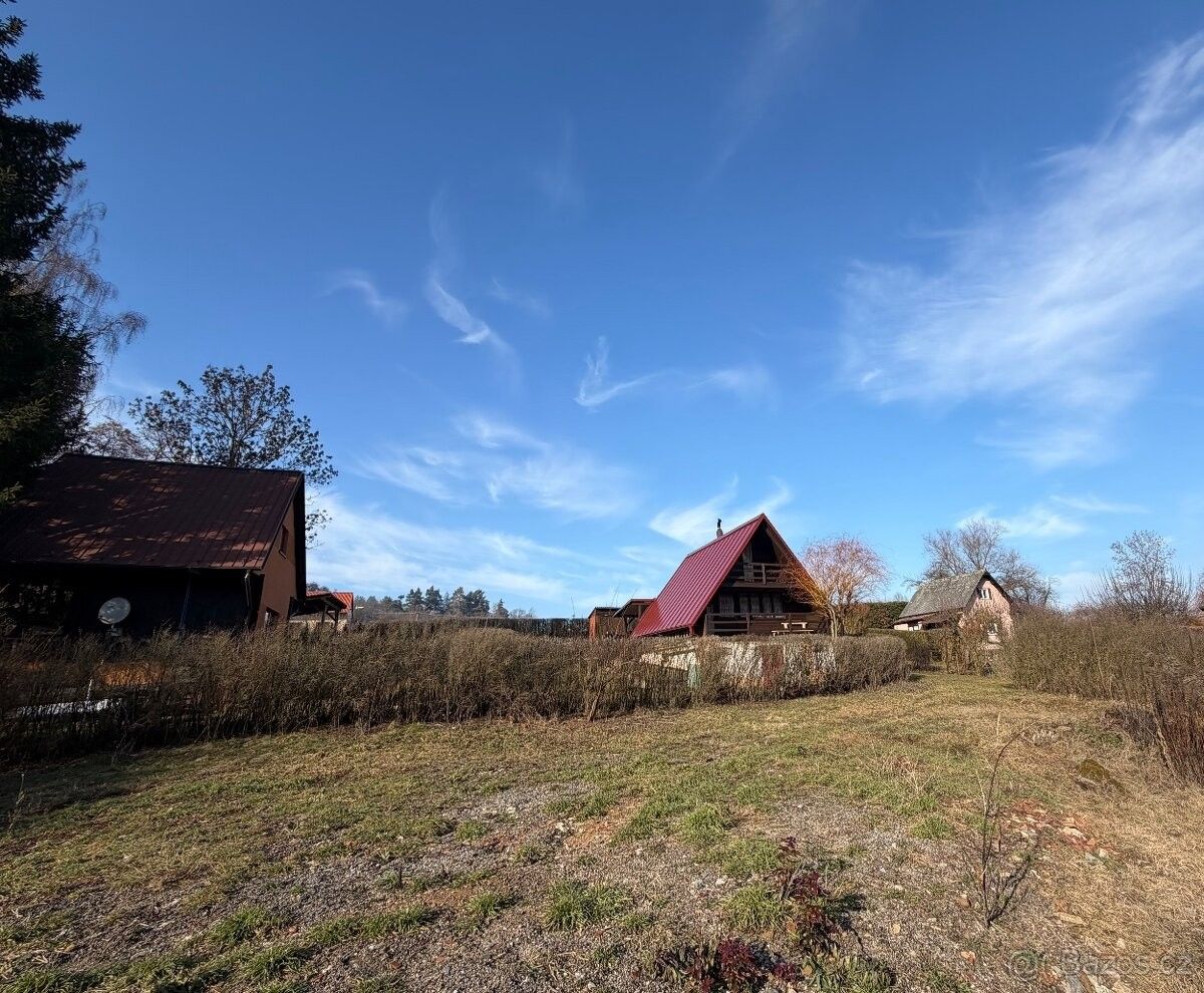 Prodej pozemek pro bydlení - Klobuky v Čechách, 273 74