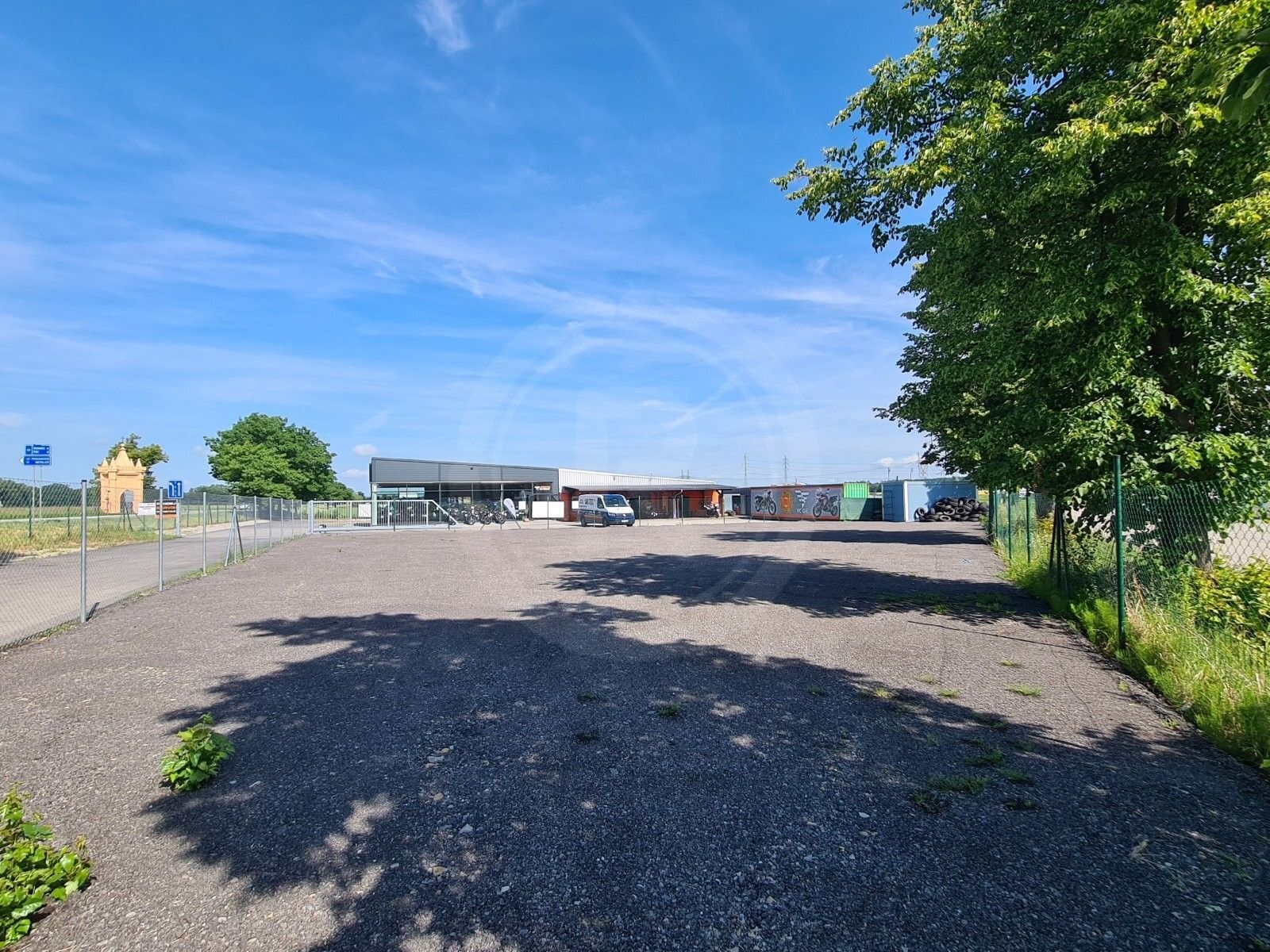 Komerční nemovitost · 1 000 m² · Pištín Češnovice - 3