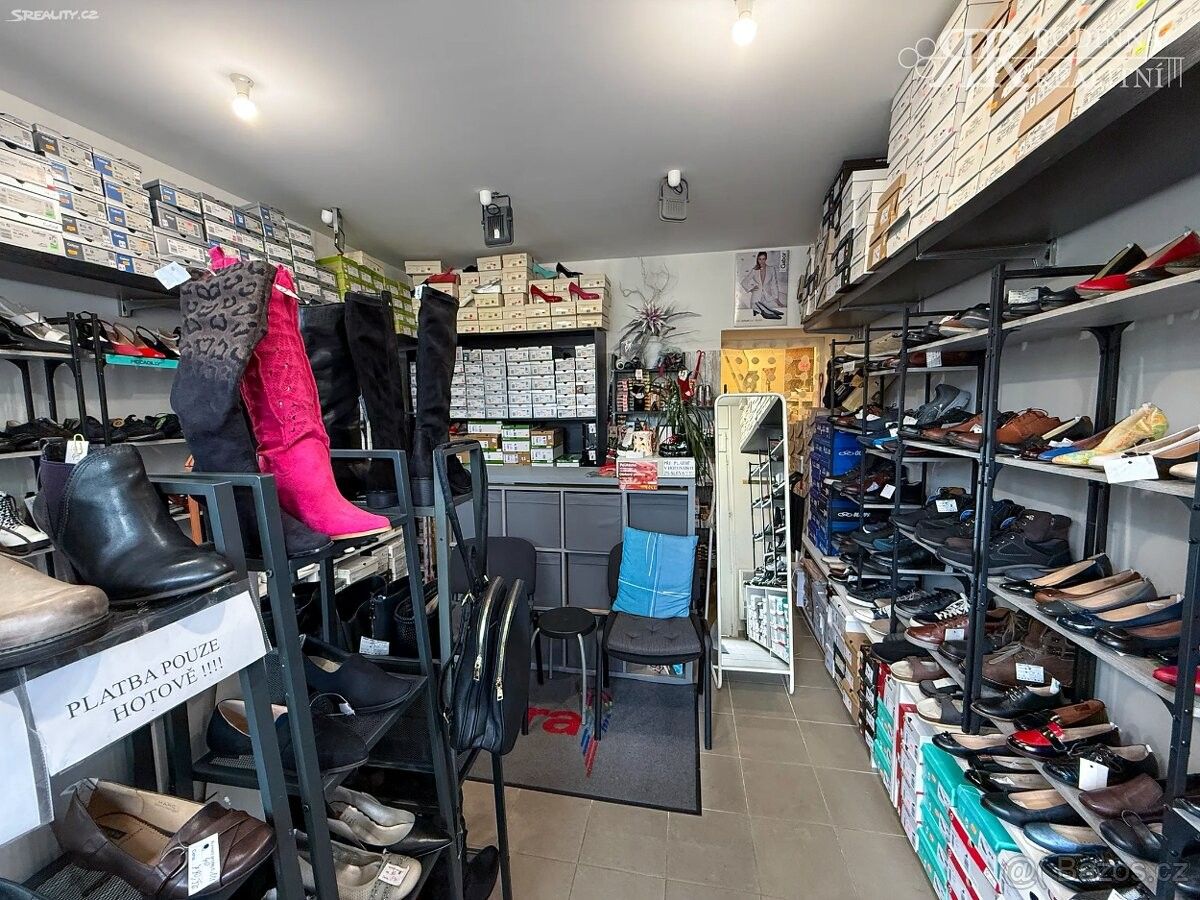 Pronájem obchodní prostory - Praha, 100 00