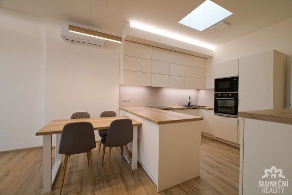 Pronájem byt - Veselí nad Moravou, 698 01