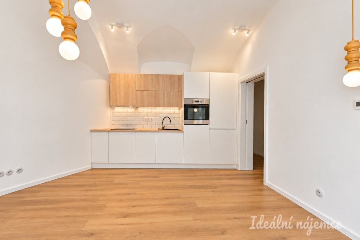 2+kk, Špitálka, Brno, 38 m² - 2