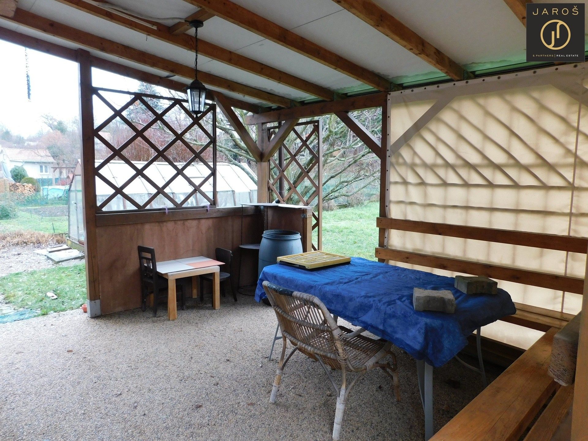 Prodej chata - Slaný, 16 m²